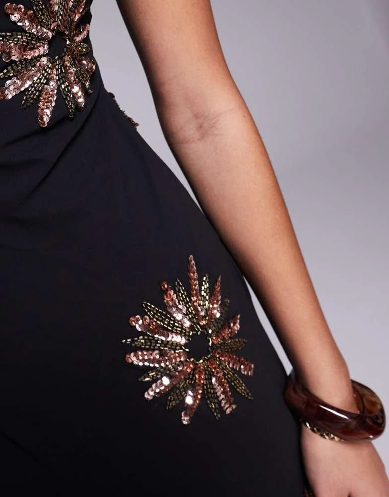 商品River Island|River Island sequin cowl neck maxi dress in black,价格¥817,第3张图片详细描述