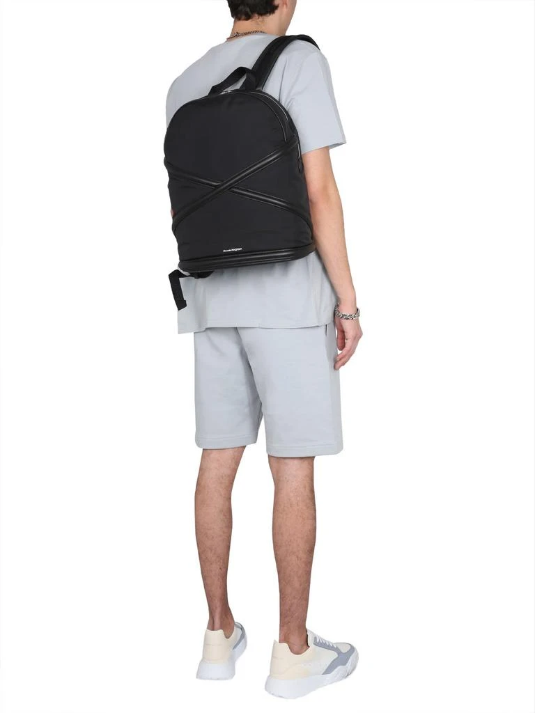 商品Alexander McQueen|Mcqueen Graffiti Sport Bermuda In Dove Grey,价格¥2112,第2张图片详细描述