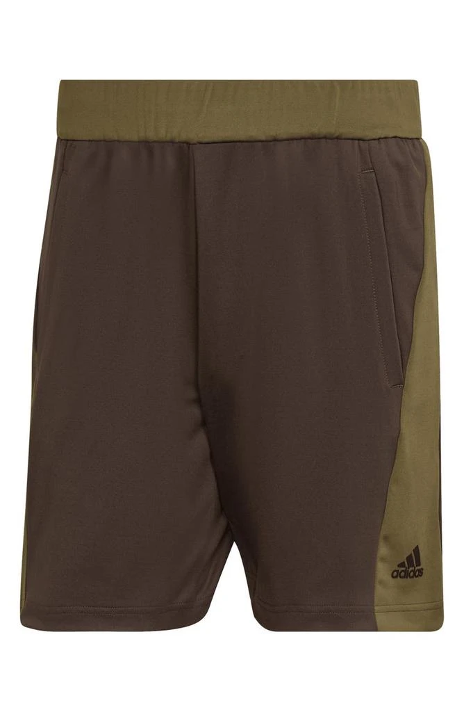 商品Adidas|Yoga Performance Shorts,价格¥172,第5张图片详细描述