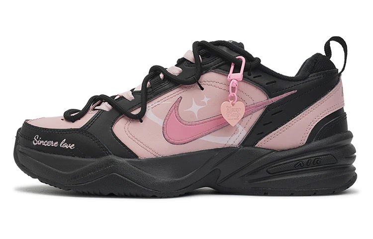 商品[国内直发] NIKE|【定制球鞋】 Air Monarch 4 莓刻 星空之恋 合成革皮革 甜酷辣妹 耐磨 低帮 老爹鞋 女款 黑粉,价格¥853,第1张图片