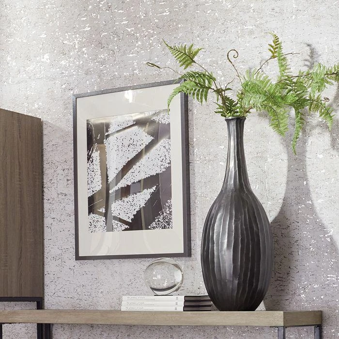 商品Howard Elliott|Graphite Chiseled Metal Bottle,价格¥2167,第2张图片详细描述