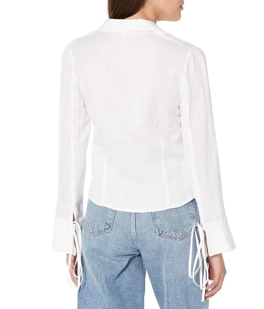 商品Blank NYC|Linen Bell Sleeve Lace-Up Front Shirt in Skim Milk,价格¥291,第2张图片详细描述