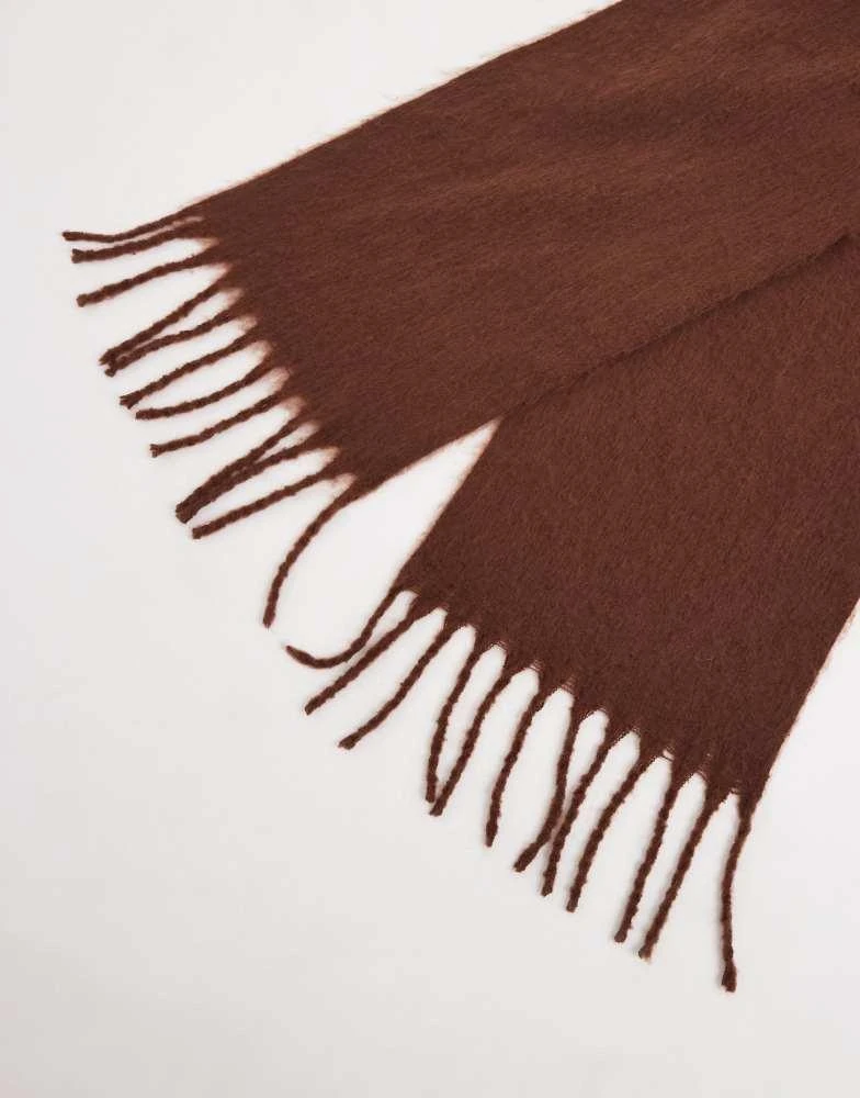 商品Threadbare|Threadbare chunky blanket scarf in chocolate brown,价格¥141,第3张图片详细描述