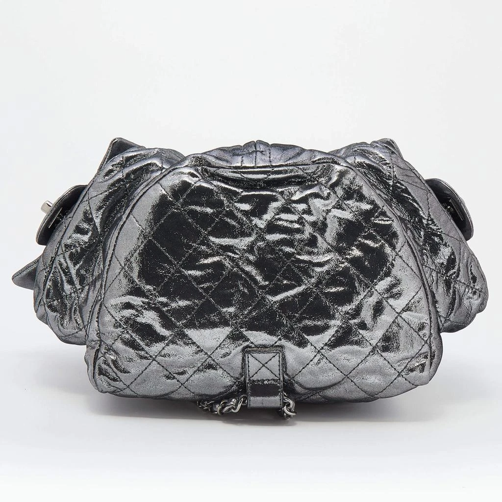 Chanel Metallic Dark Silver Quilted Leather Large Backpack is Back Backpack 商品