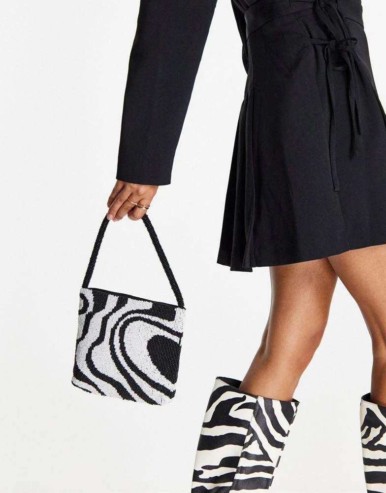 商品ASOS|ASOS DESIGN beaded shoulder bag in mono swirl print ,价格¥198,第3张图片详细描述