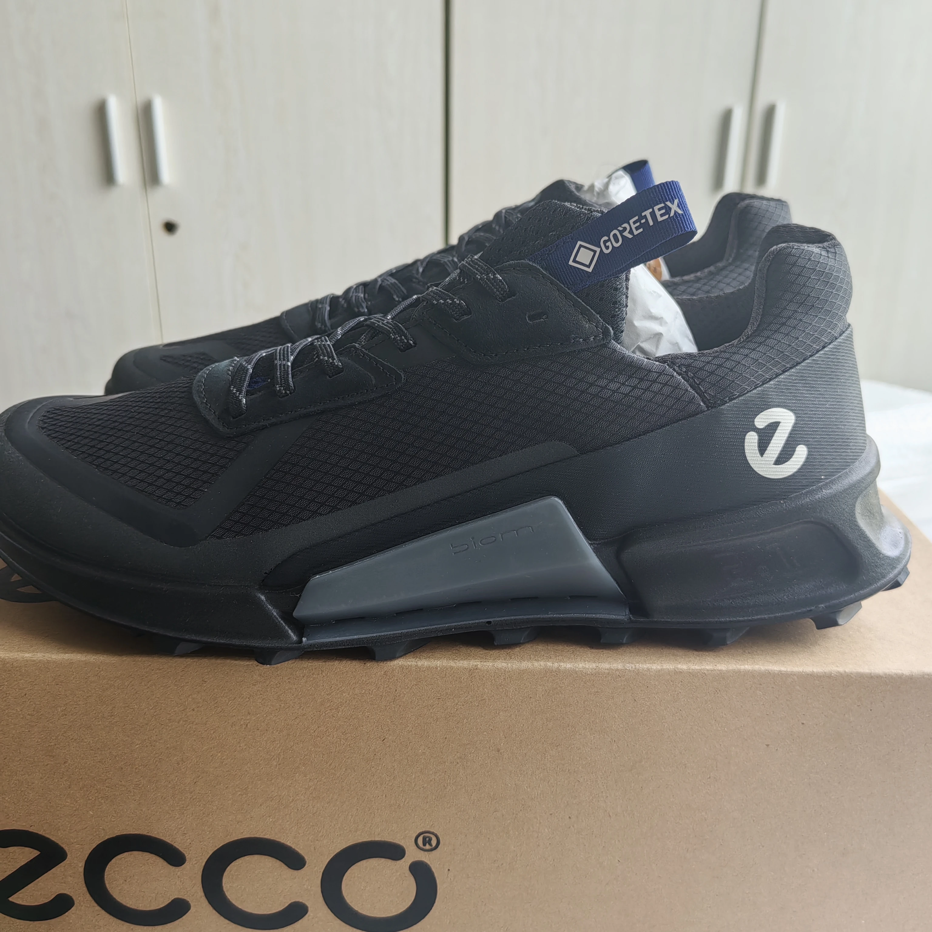 ecco爱步 BIOM 2.1 X COUNTRY 户外轻盈舒适 透气 低帮 生活休闲鞋 男款 黑色 商品