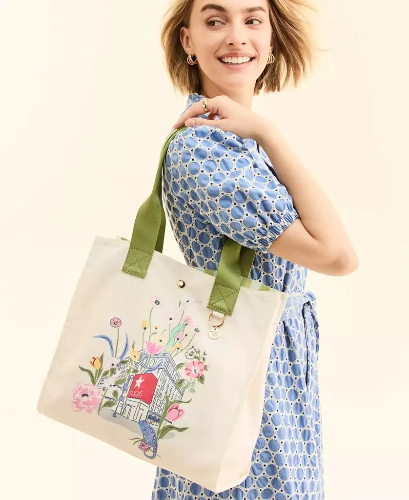 商品Macy's|Flower Show Printed Canvas Tote, Exclusively at Macy's,价格¥225,第5张图片详细描述