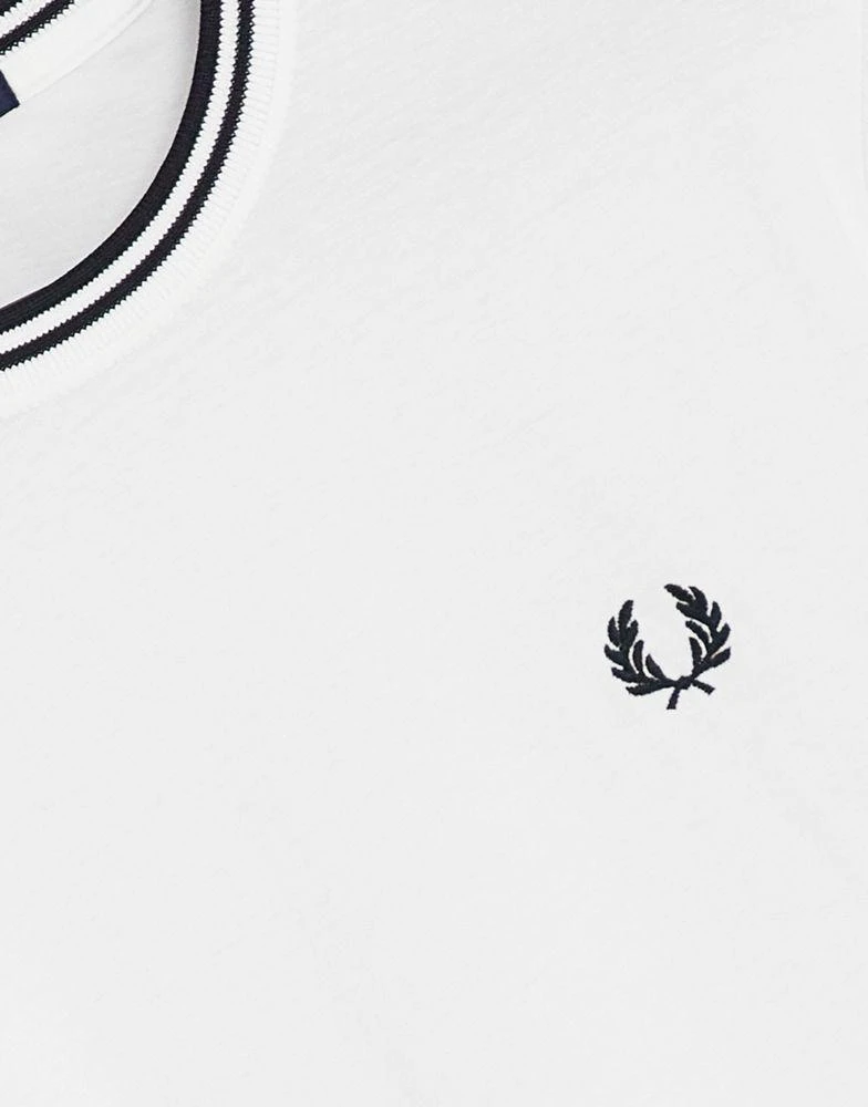 商品Fred Perry|Fred Perry twin tipped t-shirt in white,价格¥484,第4张图片详细描述