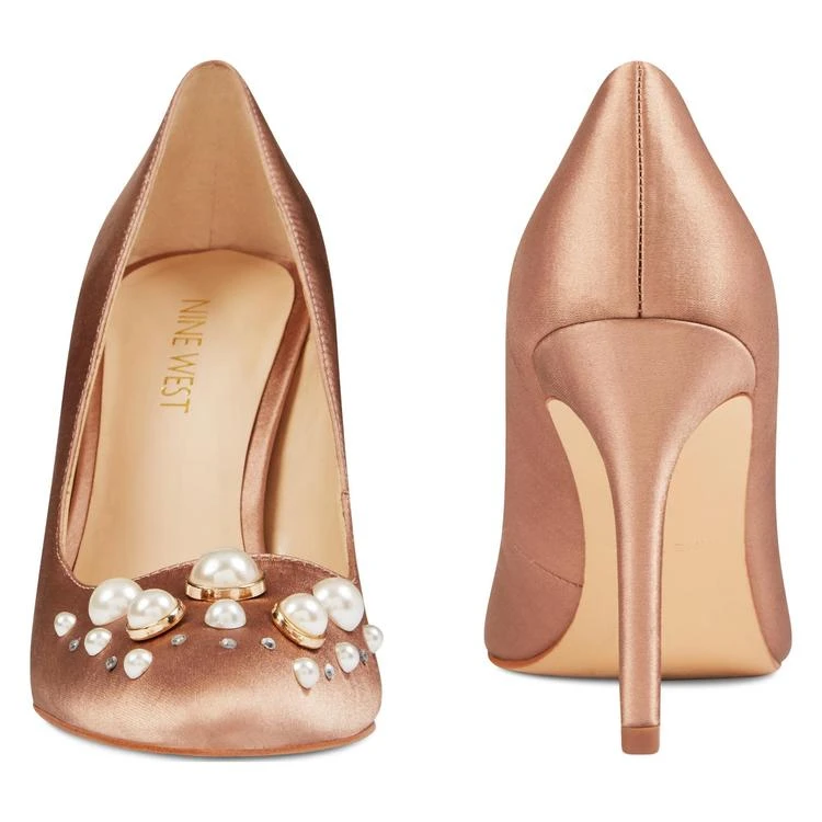 Newgurl Pointy Toe Pumps 商品
