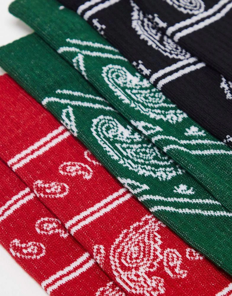 商品ASOS|ASOS DESIGN sports socks with bandana print,价格¥97,第4张图片详细描述