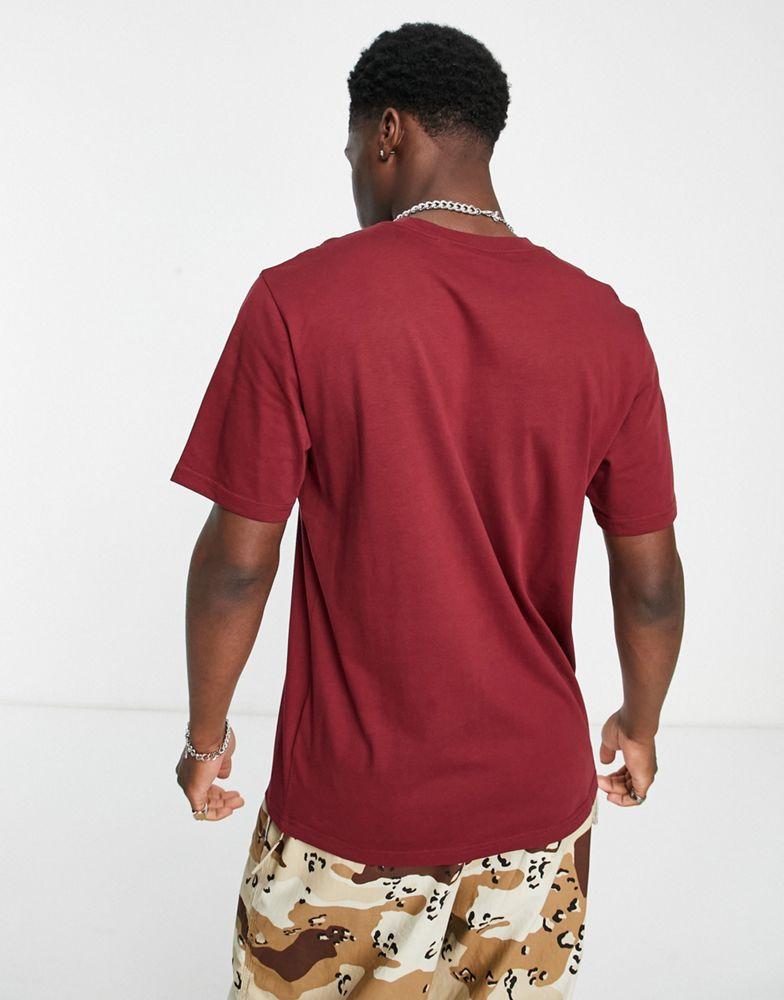 Carhartt WIP pocket t-shirt in burgundy商品第4张图片规格展示