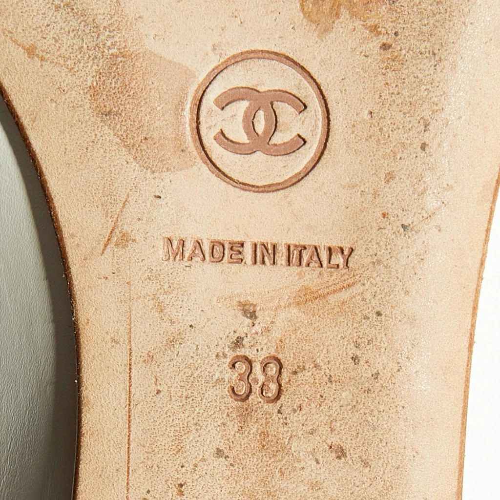 Chanel White Leather CC Embellished T Strap Ballet Flats Size 38 商品