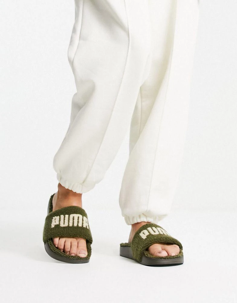 商品Puma|Puma sherpa slide with logo in khaki,价格¥343,第4张图片详细描述