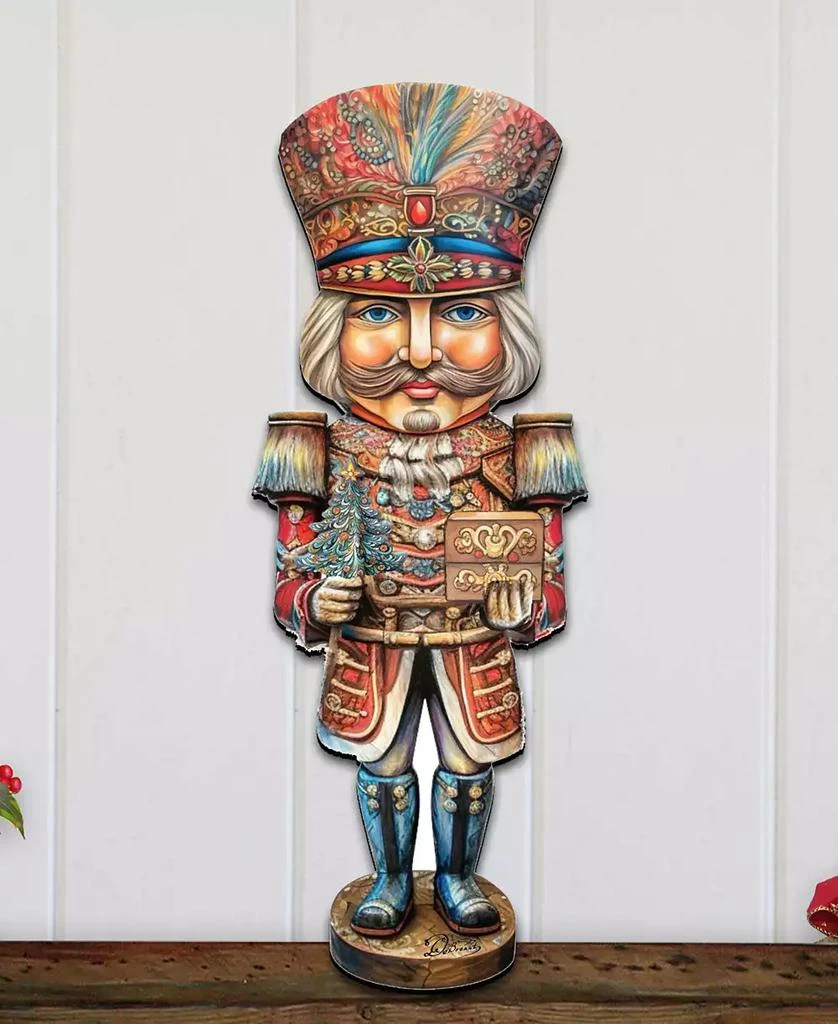商品Designocracy|Regal Nutcracker Prince Christmas Door Decor Wooden Wall Decor G. DeBrekht,价格¥1099,第4张图片详细描述