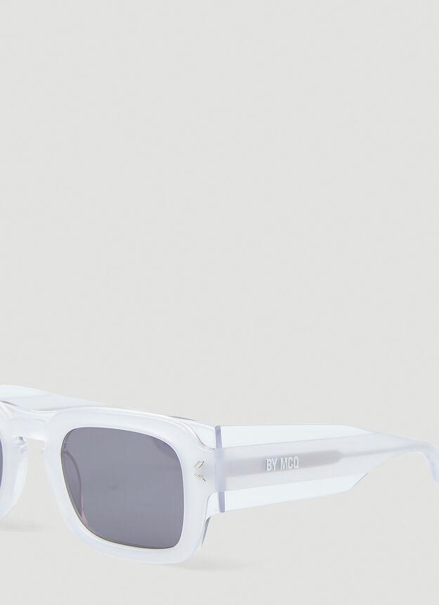 Striae Sunglasses in White商品第6张图片规格展示