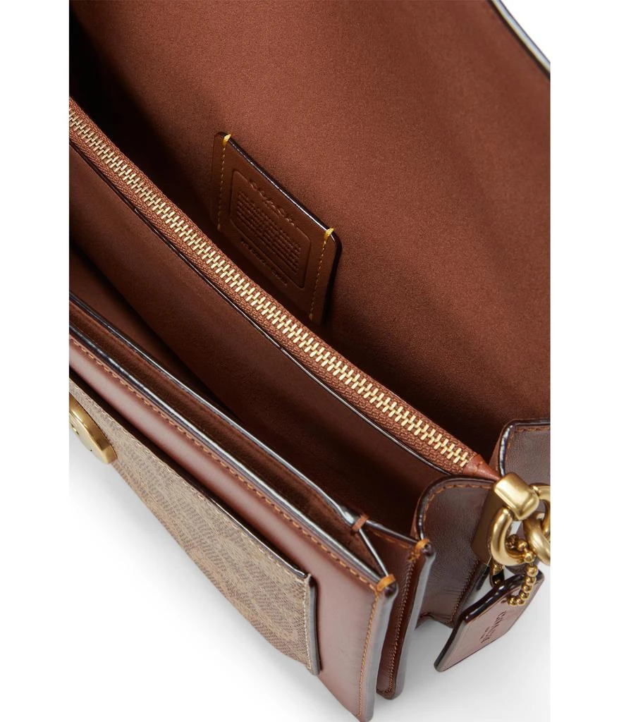 商品Coach|Coated Canvas Signature Tabby Shoulder Bag 26,价格¥3619,第3张图片详细描述