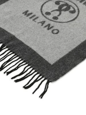 商品Moschino|Logo Reversible Wool Fringed Scarf,价格¥810,第3张图片详细描述