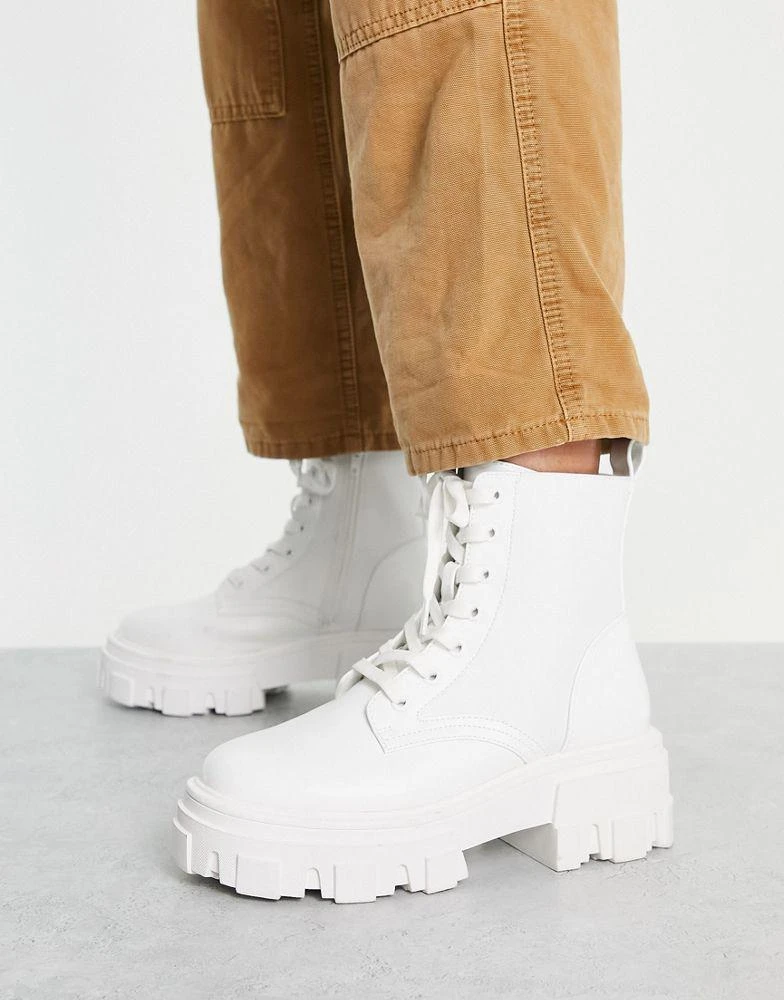 商品ASOS|ASOS DESIGN Anya chunky lace up ankle boots in white,价格¥182,第4张图片详细描述