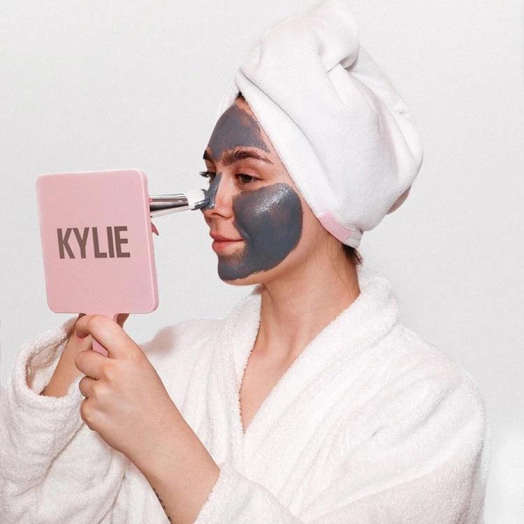 商品Kylie Cosmetics|Kylie Skin Hair Towel,价格¥104,第3张图片详细描述