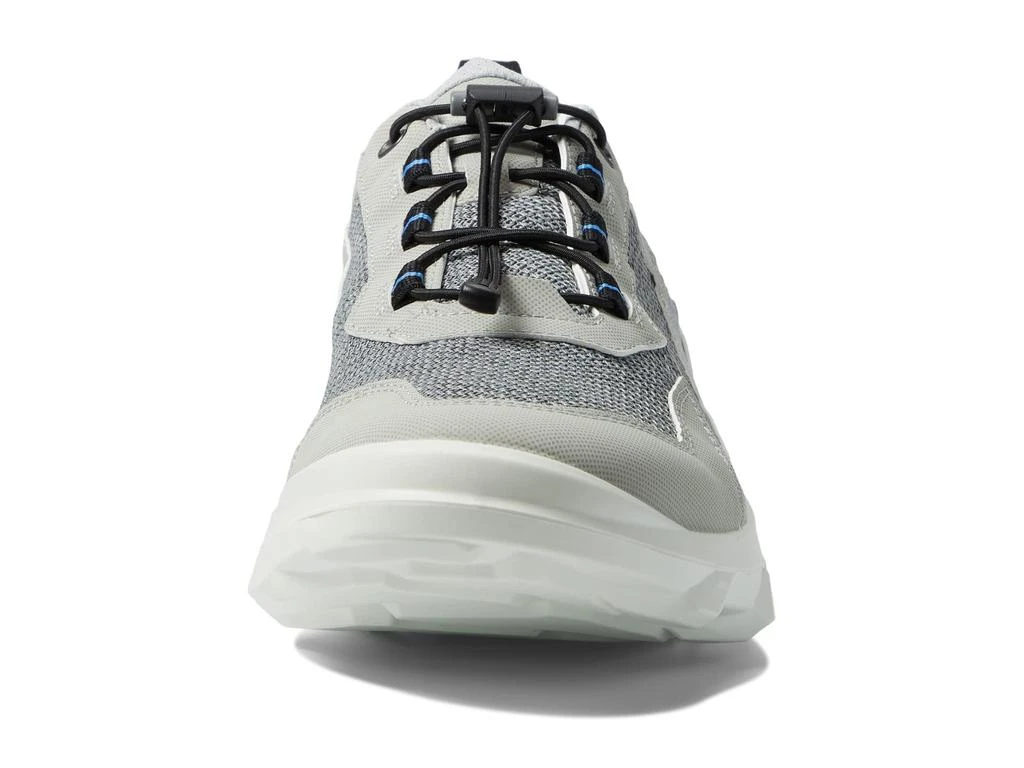 MX Breathru Water-Friendly Sneaker 商品