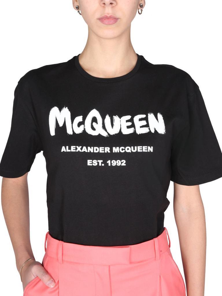 商品Alexander McQueen|T-SHIRT WITH GRAFFITI LOGO PRINT,价格¥1100,第5张图片详细描述