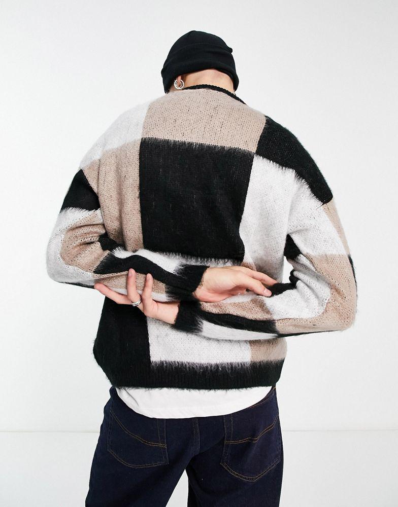 ASOS DESIGN fluffy knit checkerboard jumper in black white and beige商品第2张图片规格展示