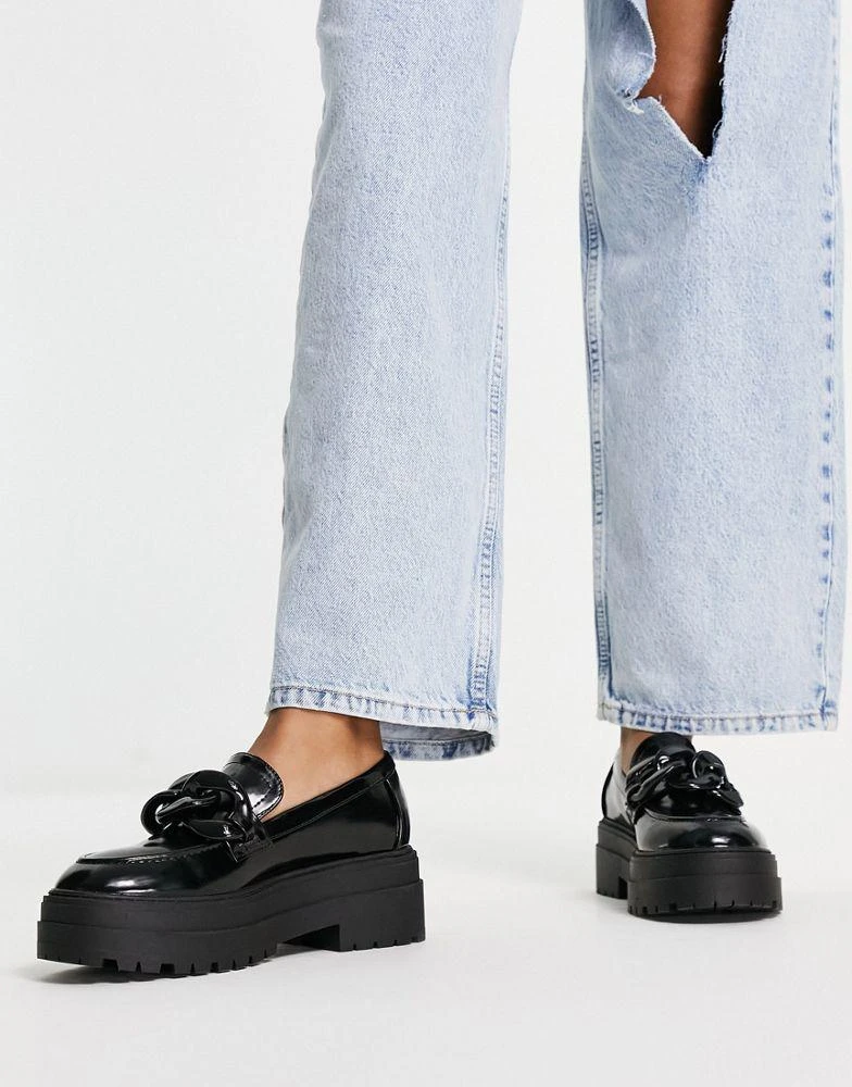 商品ASOS|ASOS DESIGN Marlow oversized chain chunky loafers in black,价格¥339,第3张图片详细描述