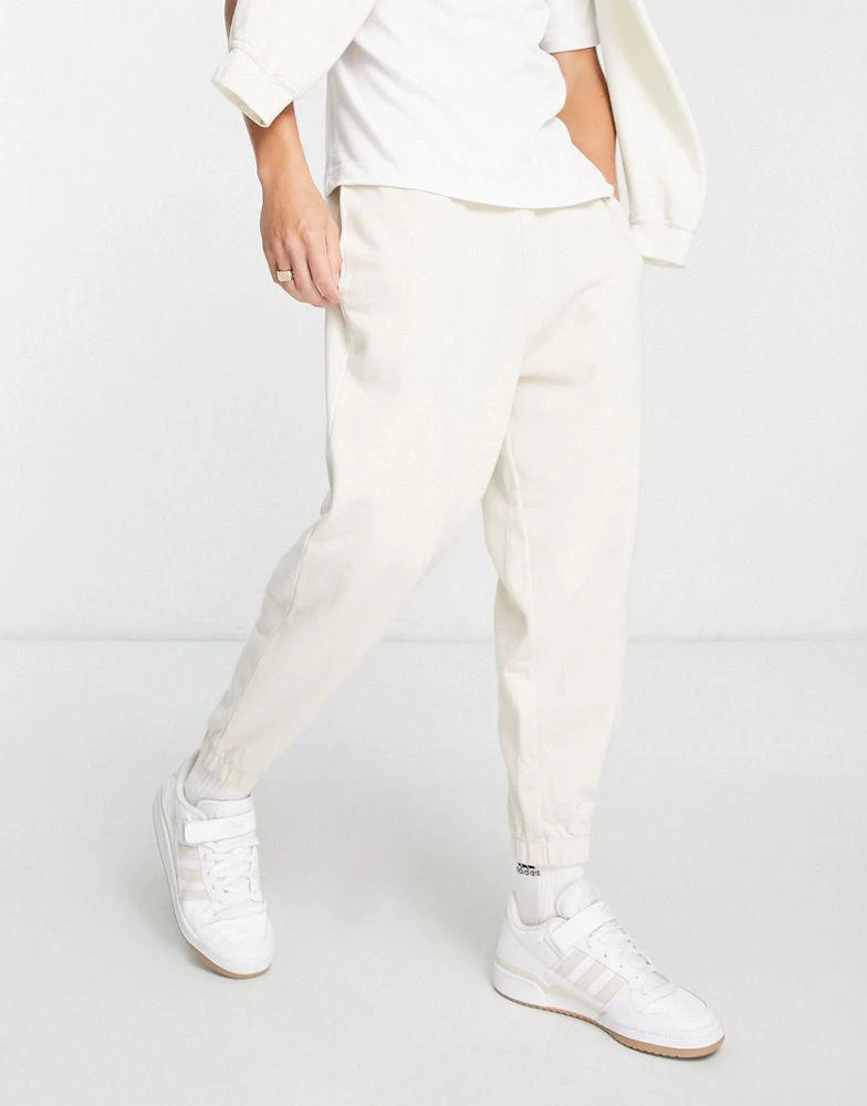 商品ASOS|ASOS DESIGN oversized joggers in beige,价格¥155,第1张图片