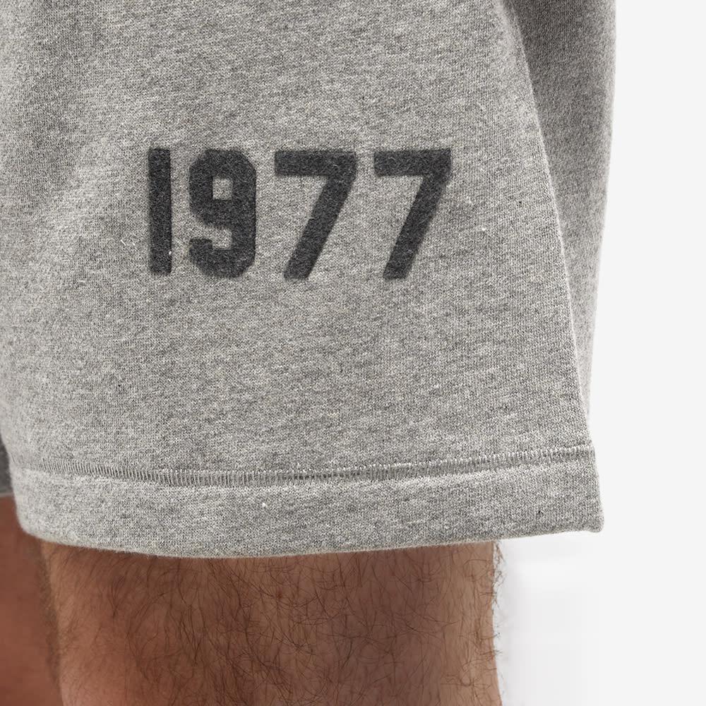 商品Essentials|Fear of God ESSENTIALS 1977 Sweat Short - Dark Oatmeal,价格¥662,第7张图片详细描述