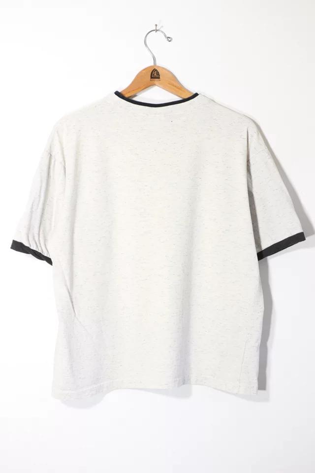 商品Urban Outfitters|Vintage University of Iowa Boxy Layered T-shirt,价格¥743,第5张图片详细描述