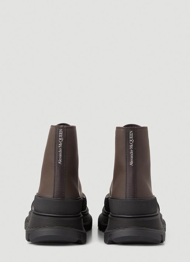 商品Alexander McQueen|Tread Slick Ankle Boots in Brown,价格¥3094,第6张图片详细描述