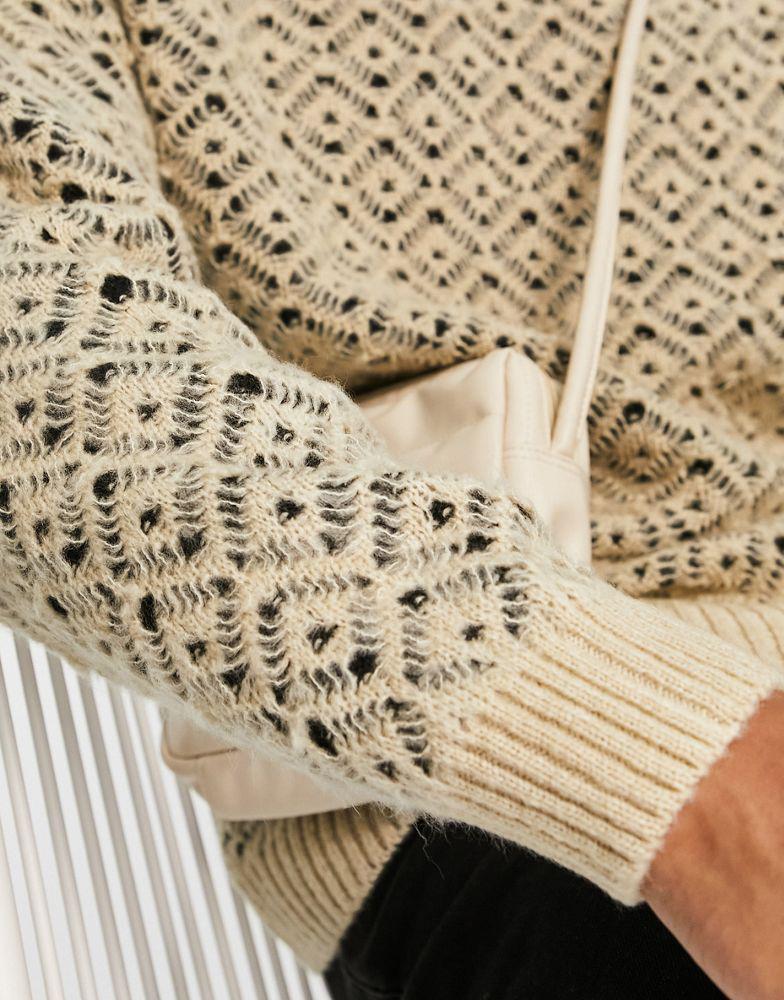 ASOS DESIGN oversized knitted jumper with pattern detail in beige商品第4张图片规格展示