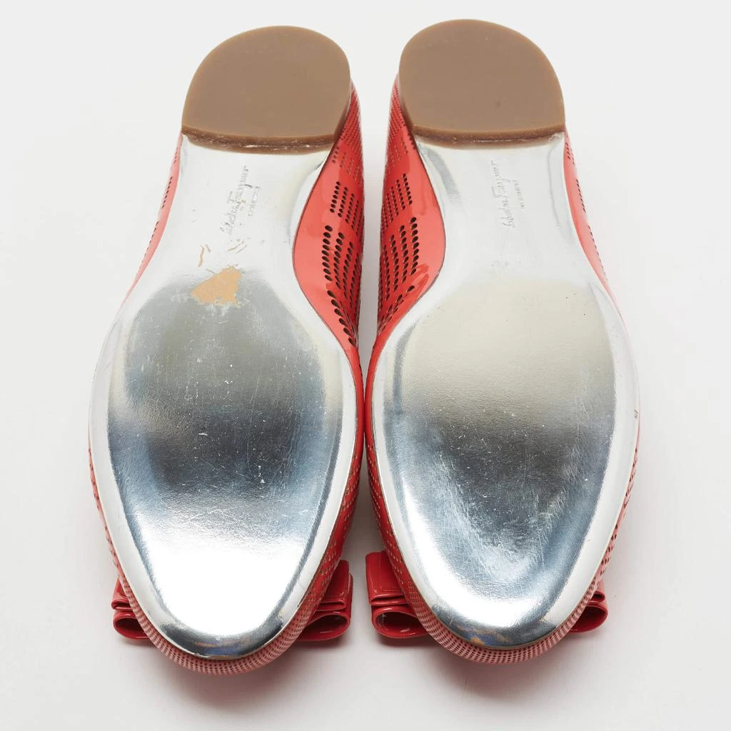 Salvatore Ferragamo Coral Orange Laser Cut Patent Leather Varina Ballet Flats Size 39.5 商品