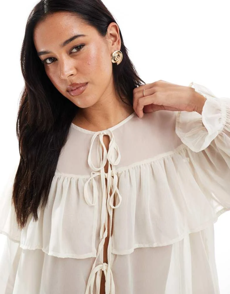 商品Miss Selfridge|Miss Selfridge ruffle blouse in ecru,价格¥340,第3张图片详细描述