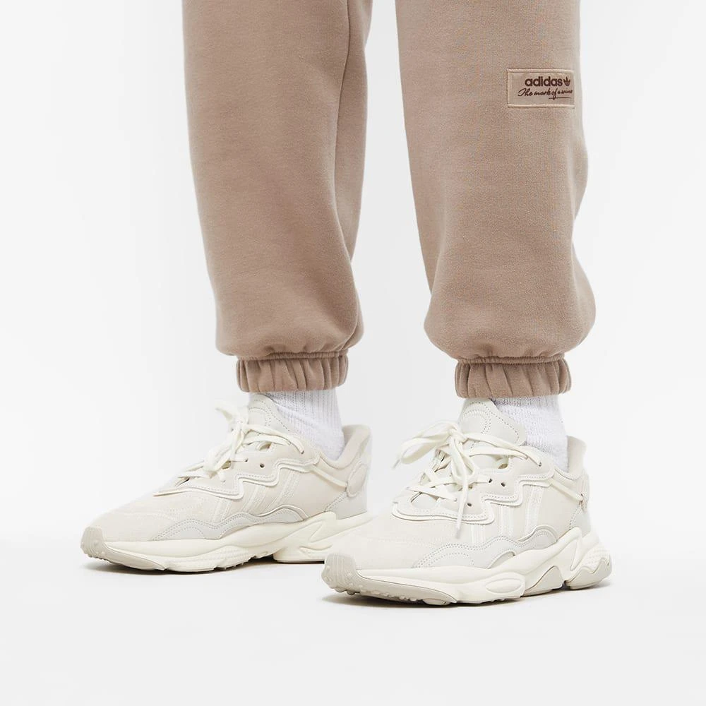Adidas Ozweego 商品
