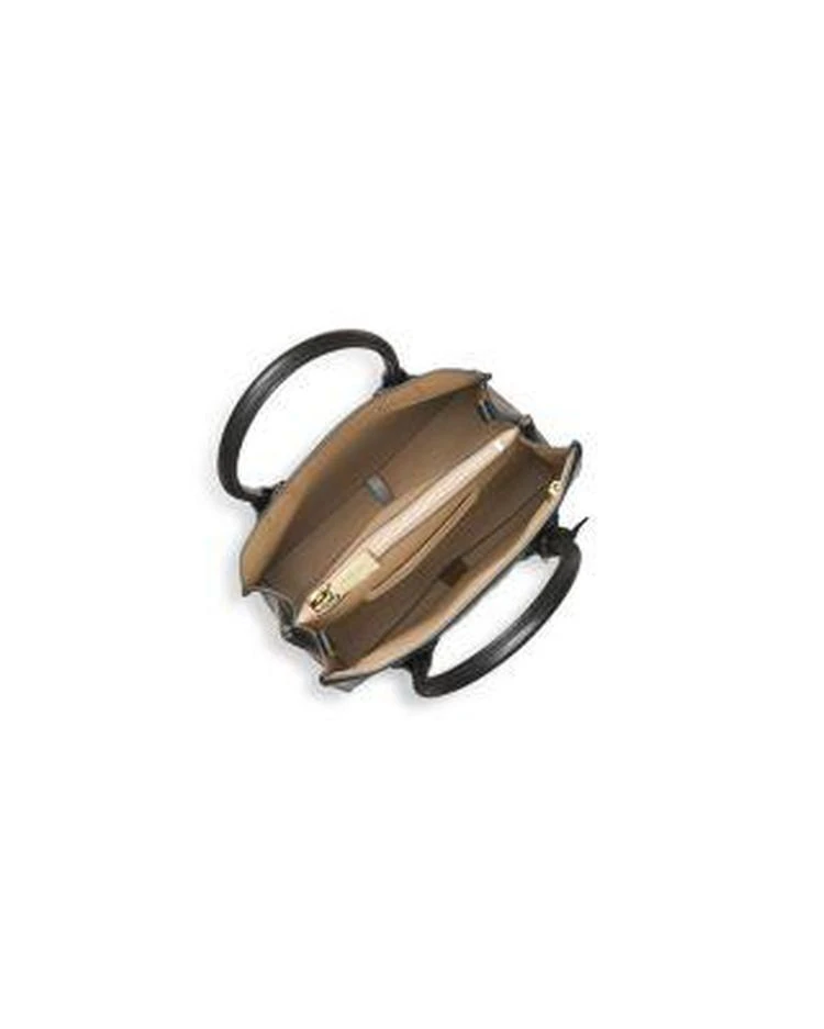商品Michael Kors|星星涂鸦中号邮差包,价格¥994,第3张图片详细描述