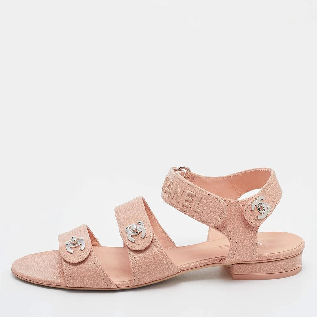 商品[二手商品] Chanel|Chanel Beige Leather CC Velcro Ankle Strap Flat Sandals Size 38,价格¥4741,第1张图片