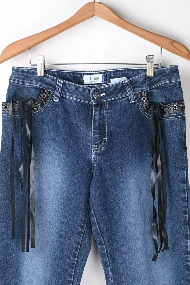 商品Urban Outfitters|Vintage Y2k Wide-Leg Jeans with Ribbons,价格¥893,第4张图片详细描述
