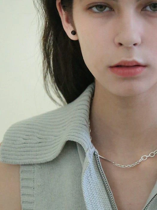 商品nuavo|Onyx Black Post Earrings,价格¥423,第2张图片详细描述