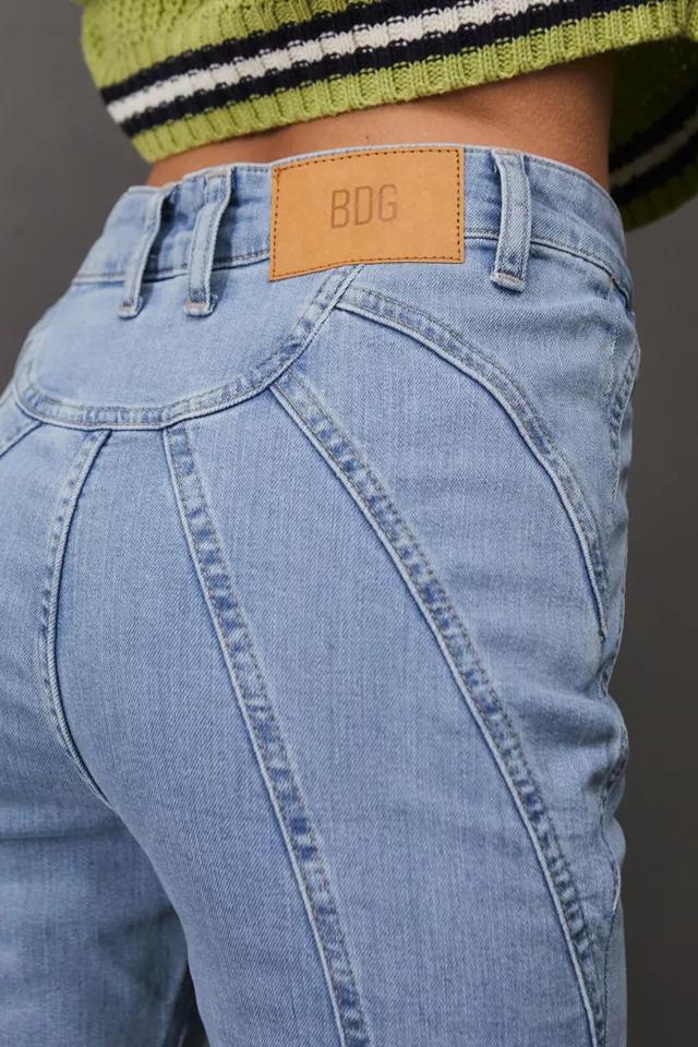商品BDG|BDG Light Blue Sunshine Seam Flare Jean,价格¥639,第6张图片详细描述
