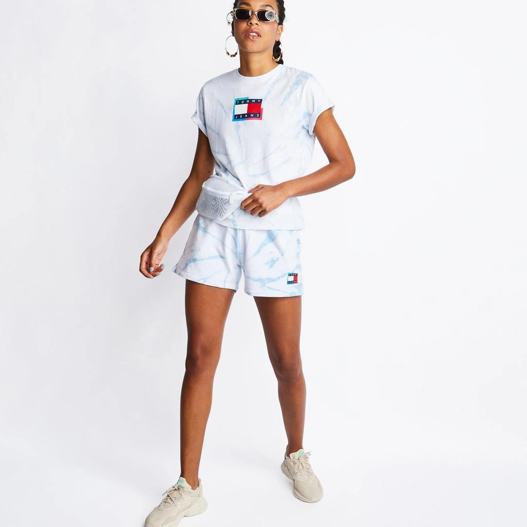 商品Tommy Hilfiger|Tommy Jeans Shortsleeve - Women T-Shirts,价格¥434,第2张图片详细描述