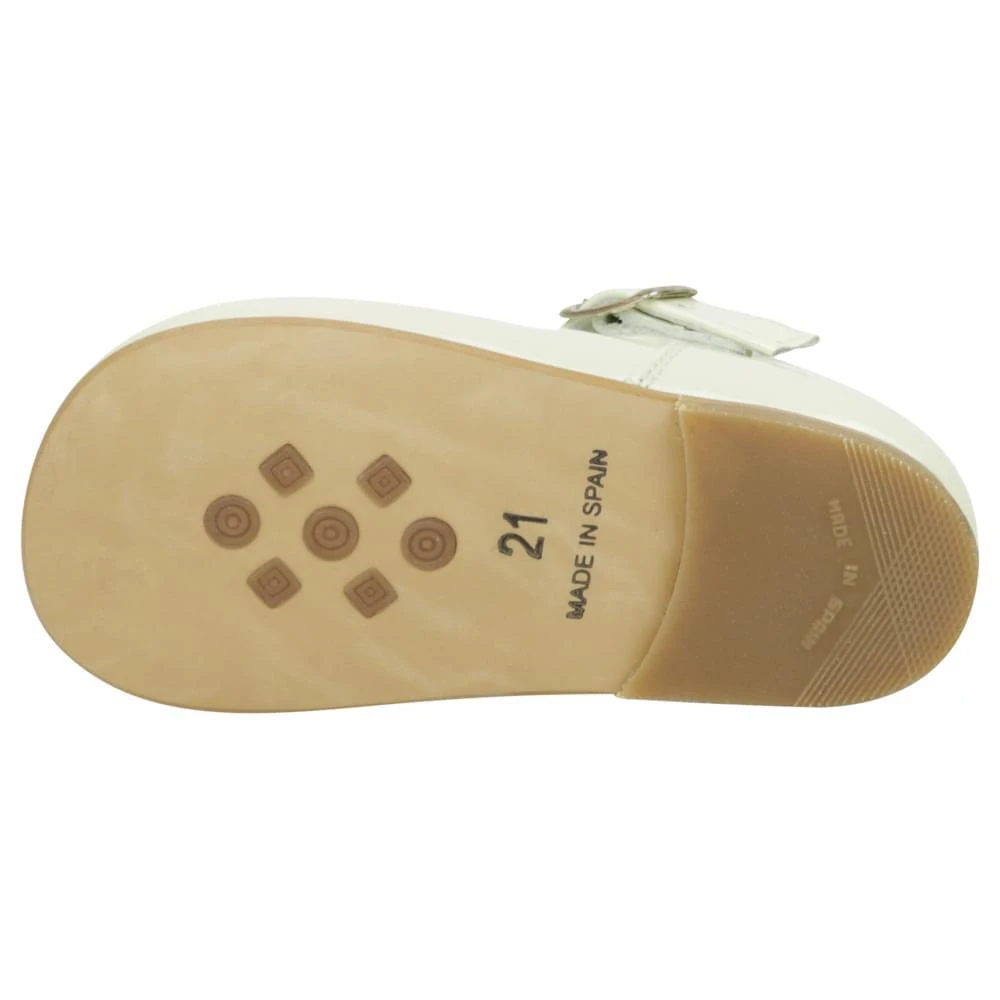 商品Pretty Originals|Cream Patent Shoes,价格¥548,第5张图片详细描述