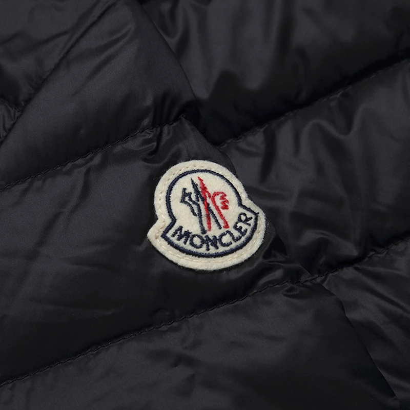 Moncler 盟可睐 女士黑色拼多色尼龙混纺棉服 4537999-53048-999 商品