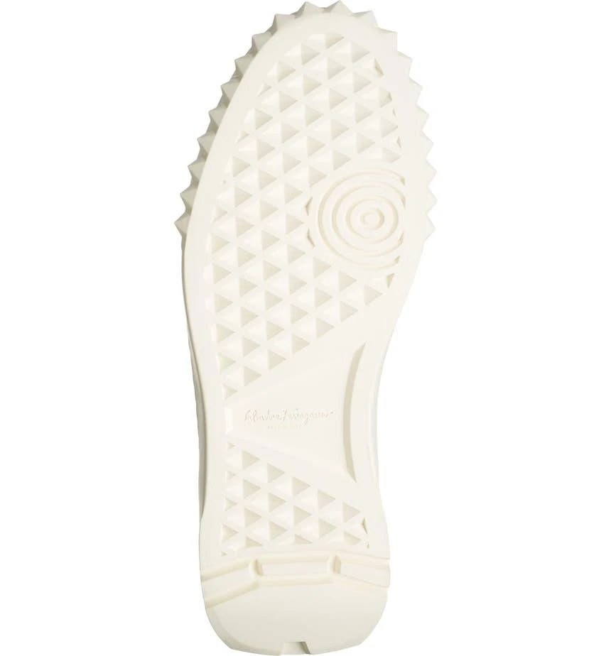 商品Salvatore Ferragamo|Salvatore Ferragamo Glitter Slip-On Sneaker,价格¥1927,第5张图片详细描述