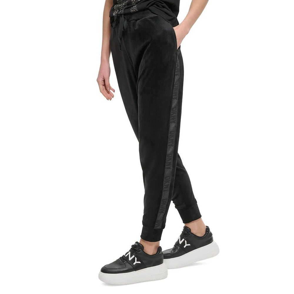 商品DKNY|Women's Velour Pull-On Cuffed Joggers,价格¥300,第3张图片详细描述