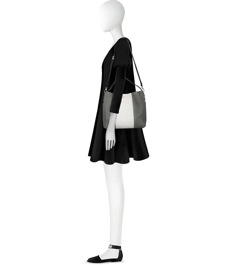 商品Furla|Capriccio 中号流浪包,价格¥2413,第3张图片详细描述