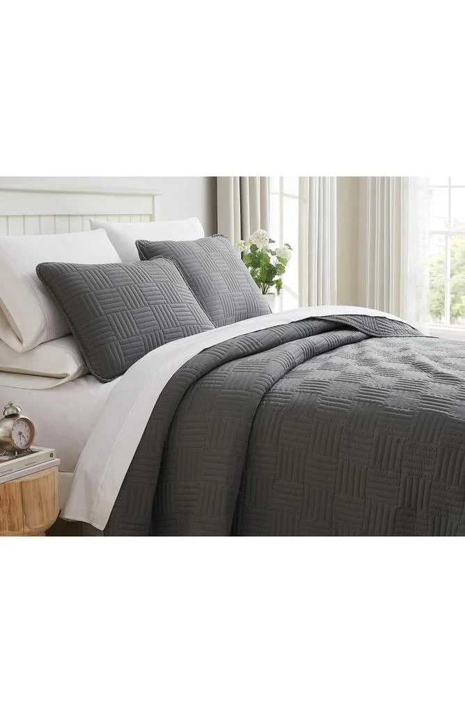 商品SOUTHSHORE FINE LINENS|Grid Oversized Quilt Set,价格¥421,第5张图片详细描述