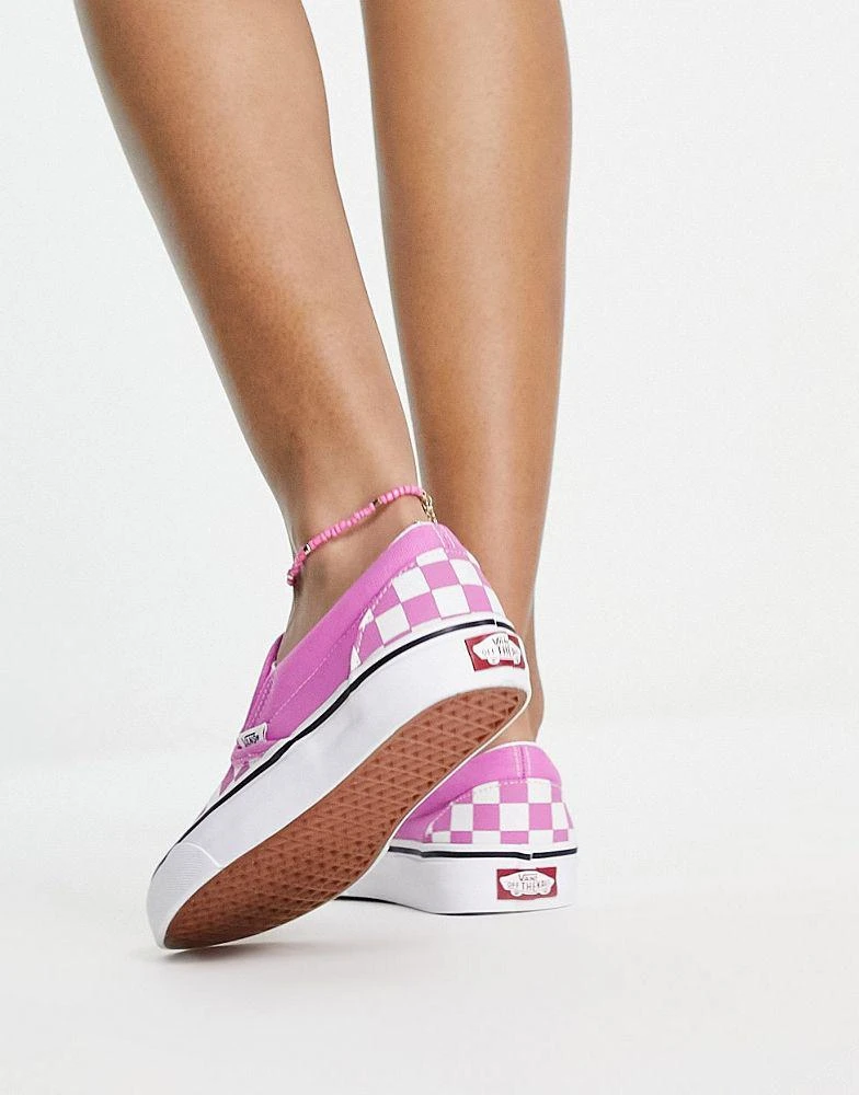 商品Vans|Vans Classic Slip-On checkerboard trainers in pink,价格¥420,第2张图片详细描述