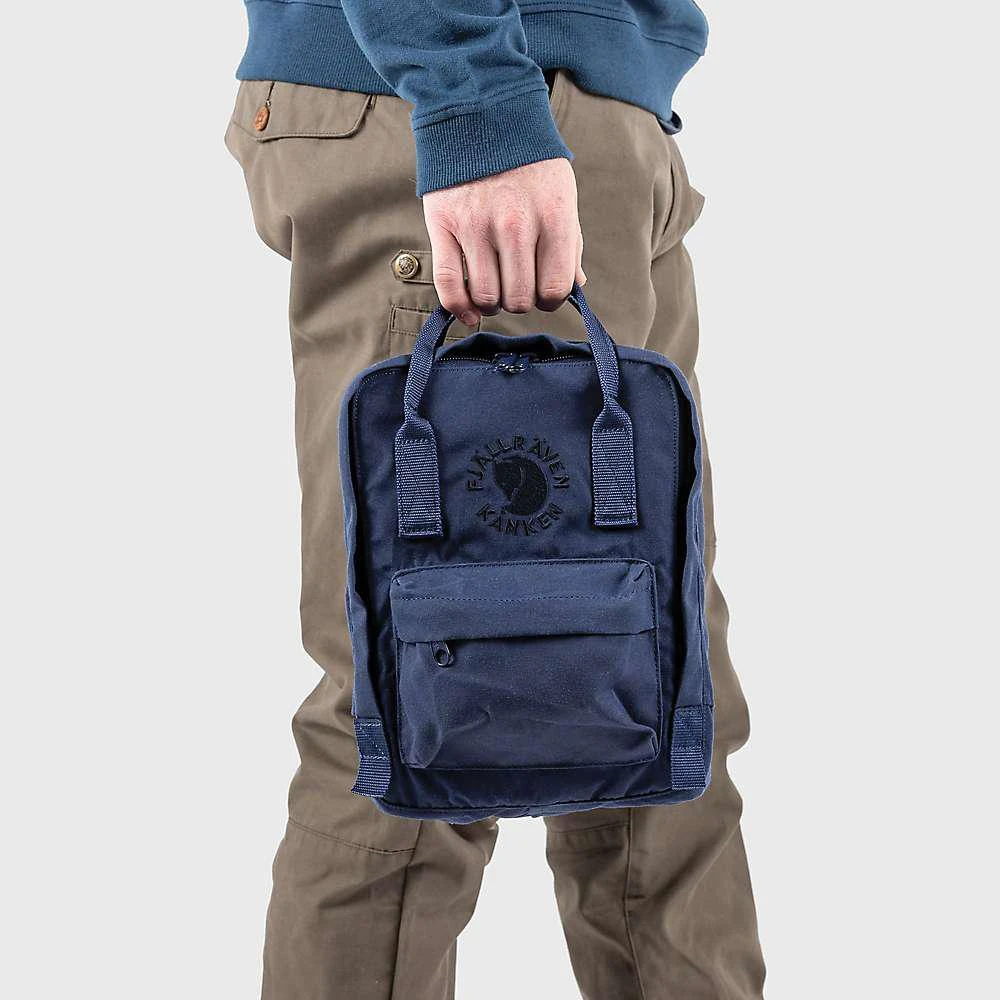 商品Fjällräven|Fjallraven Re-Kanken Mini Backpack 背包,价格¥702,第2张图片详细描述