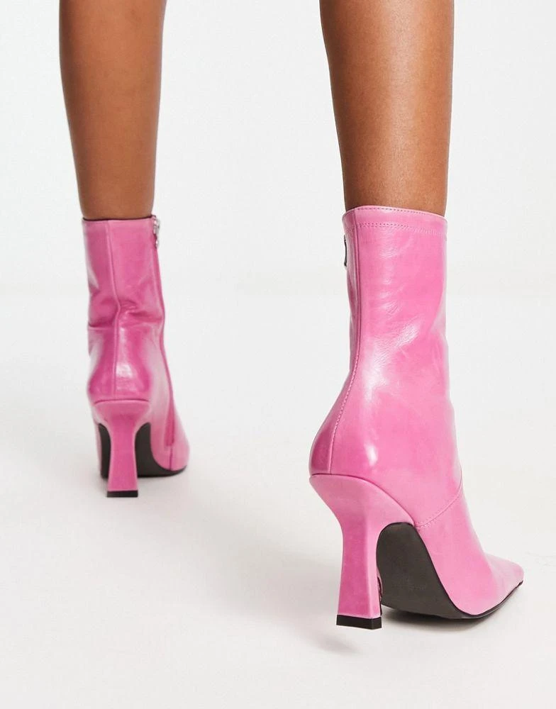 商品ASOS|ASOS DESIGN Reign premium leather mid-heeled boots in pink,价格¥602,第2张图片详细描述